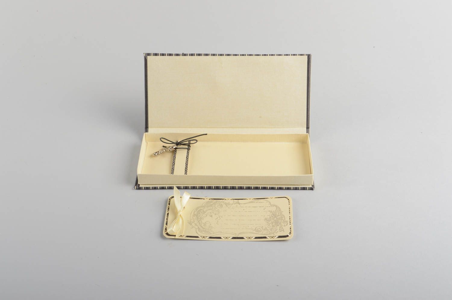 Handmade designer striped scrapbooking paper gift box for money present wrap photo 4
