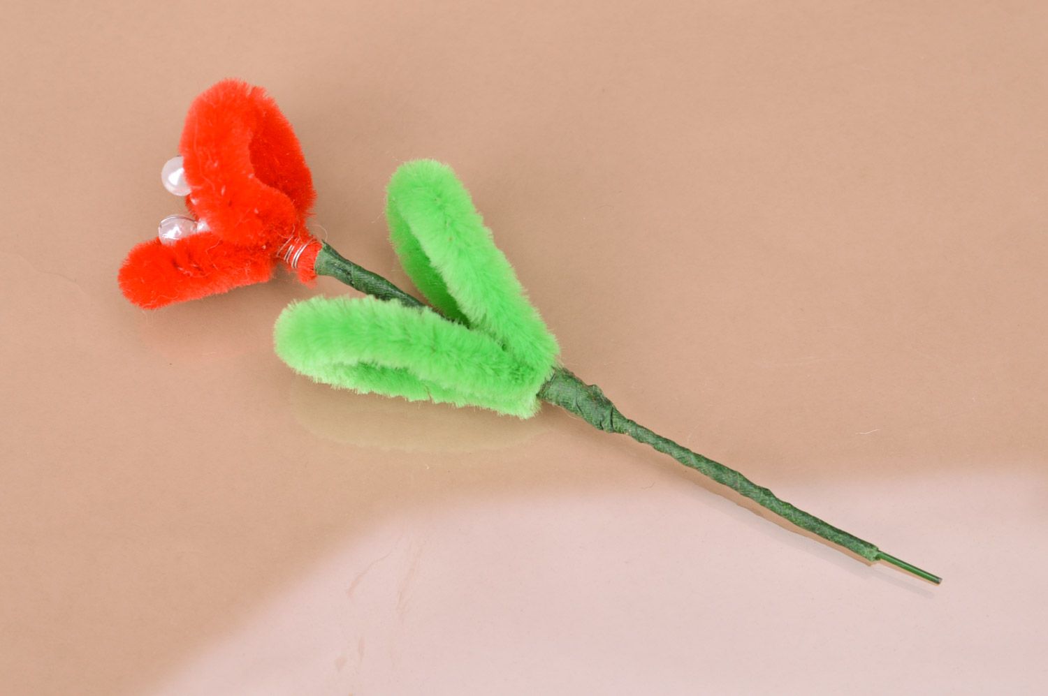 Искусственный цветок ручной работы из ершика и бусин для декора дома или подарка фото 5