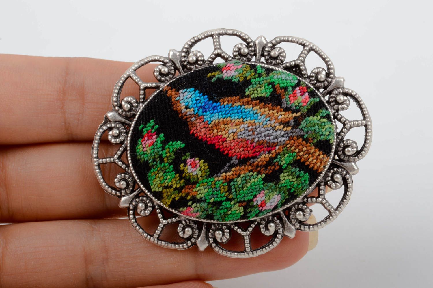 Handmade designer brooch unusual embroidered brooch stylish vintage jewelry photo 4