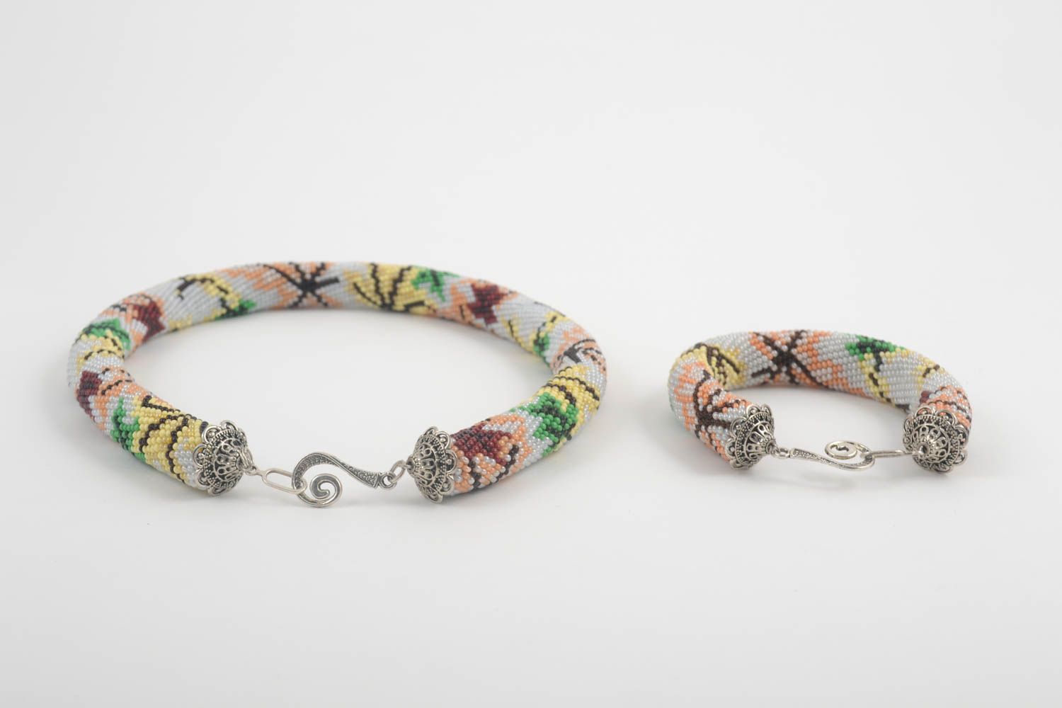 Elegant unusual necklace handmade stylish bracelet beautiful jewelry set photo 2