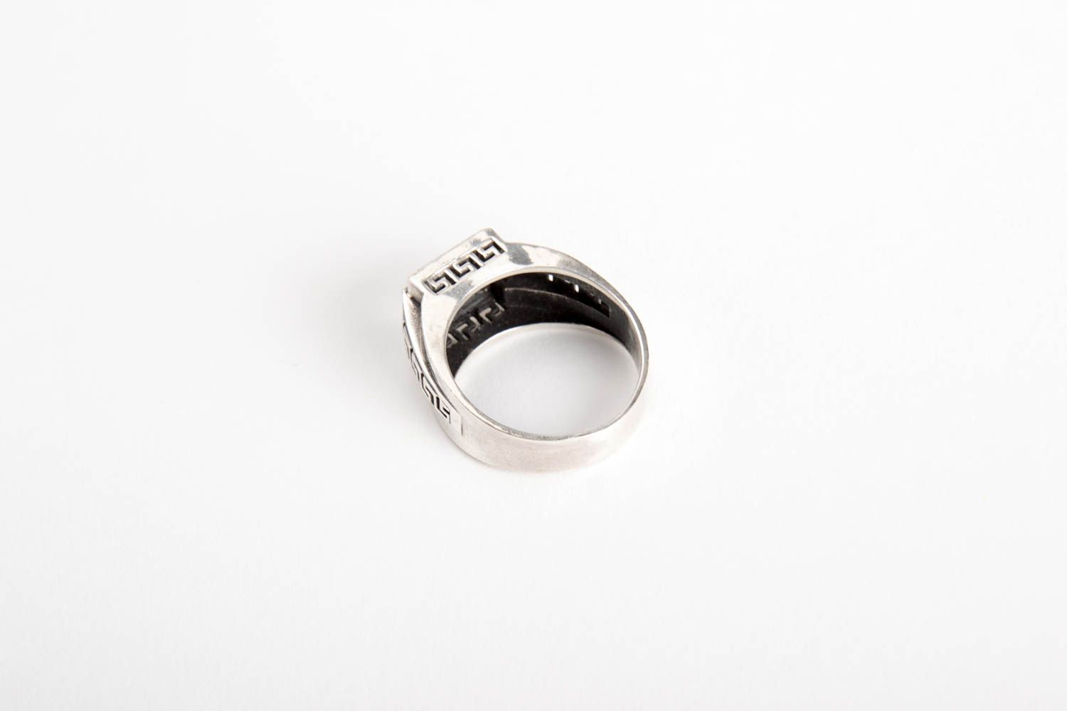 Украшение ручной работы серебряный перстень подарок для мужчины меандр фото 3