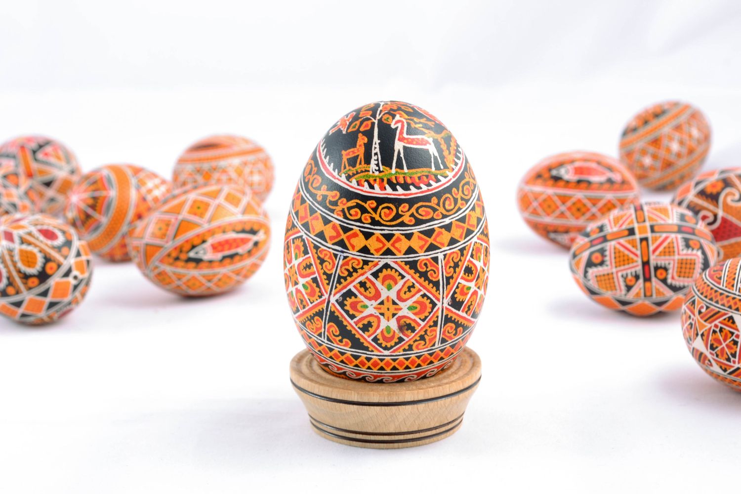 Beautiful painted Easter goose egg photo 1