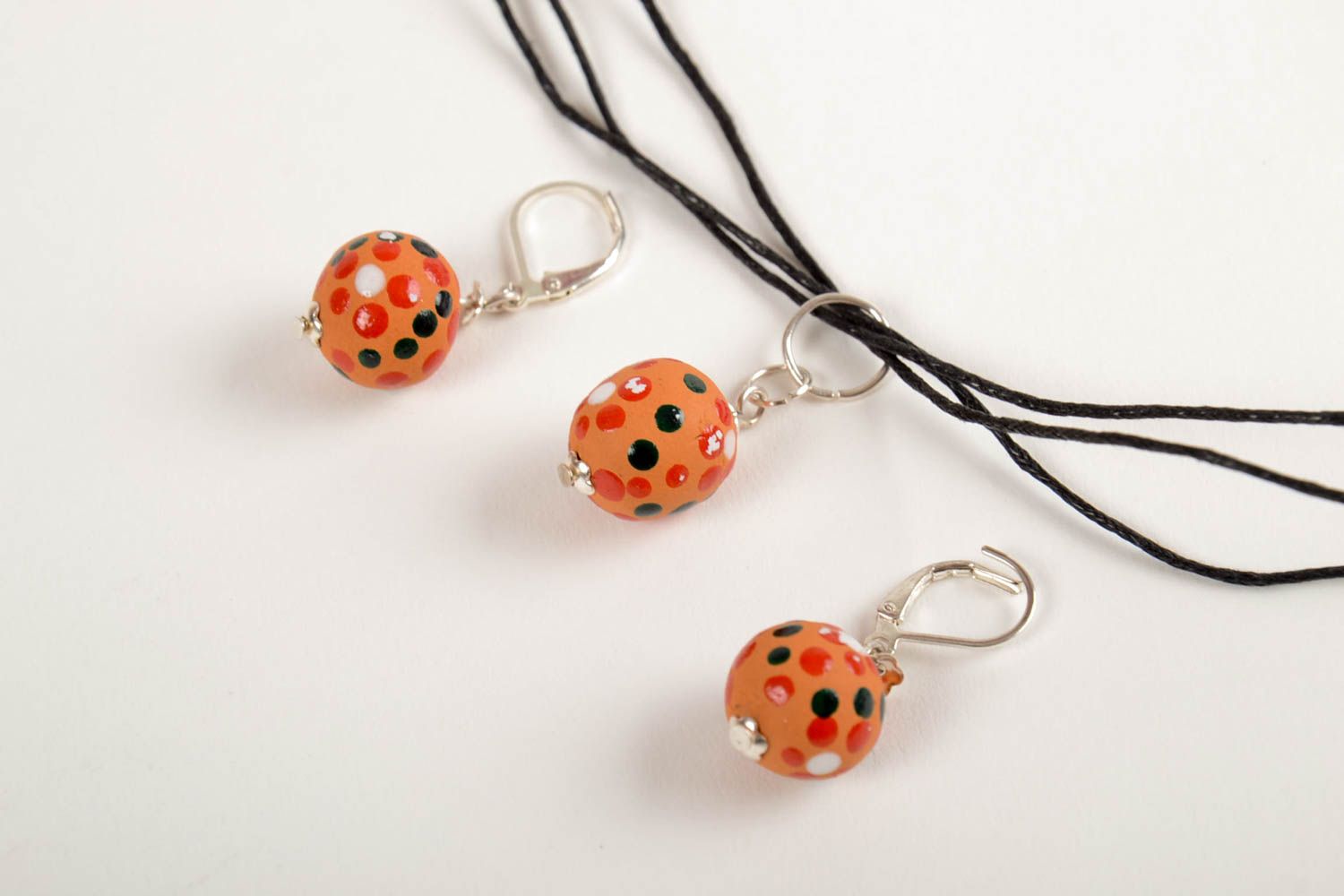 Set of painted jewelry clay accessories ceramic earrings stylish clay pendant photo 5