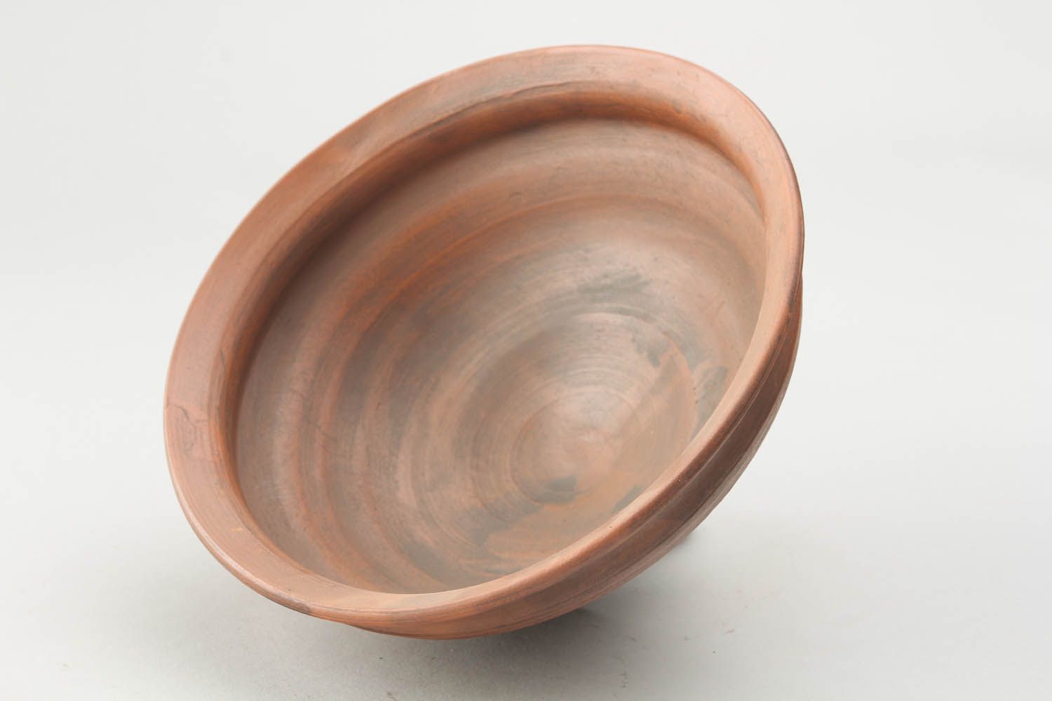 Bowl made of clay photo 5
