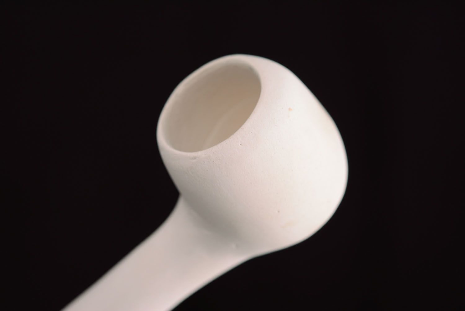 Longue pipe en argile blanche photo 4