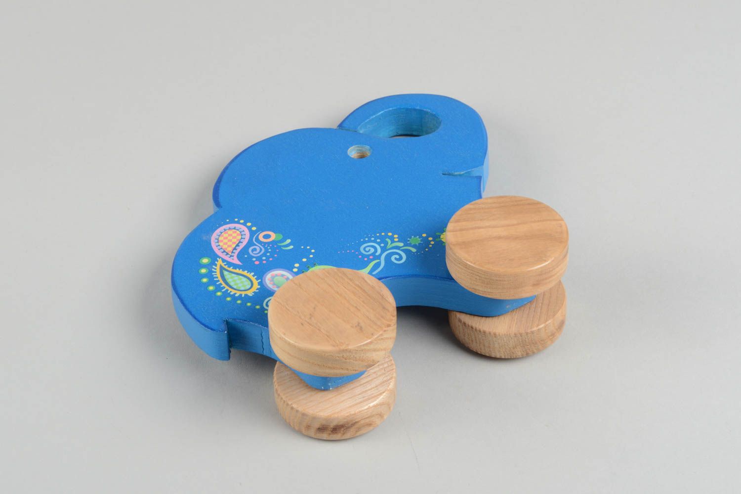 Juguete artesanal elefante azul juguete de madera regalo para niño con ruedas foto 4