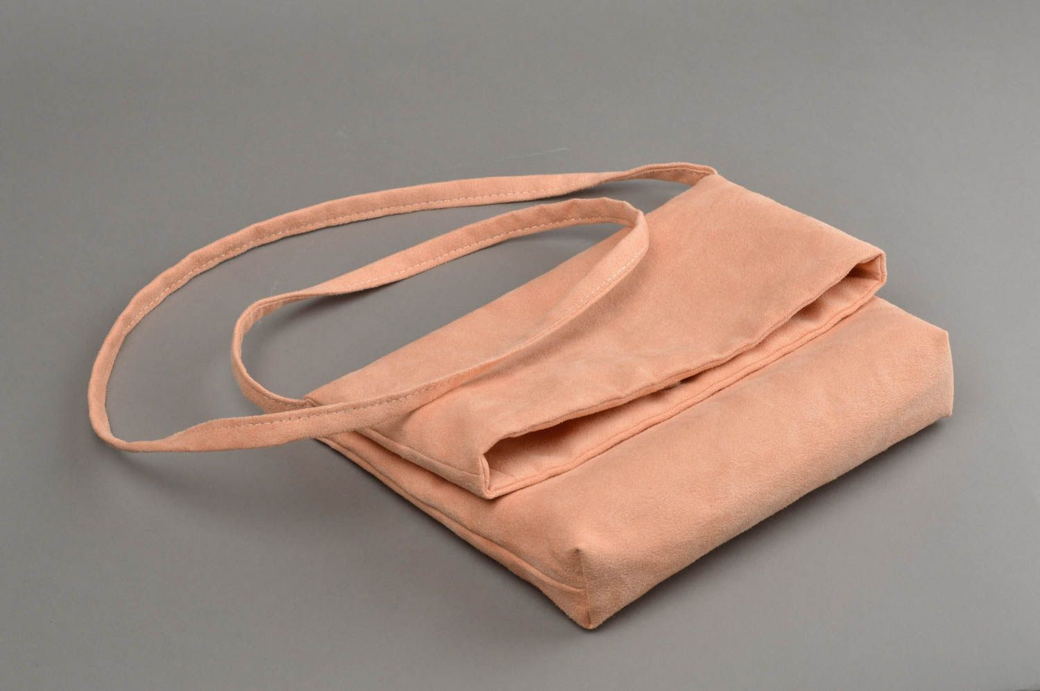 Petit sac pour femme en suède artificiel fait main pliable accessoire rose pâle photo 2
