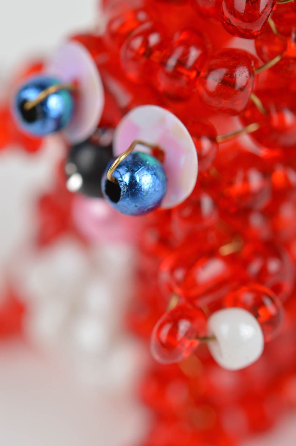Marionnette à doigts en perles de rocaille en forme de lapin rouge faite main photo 3