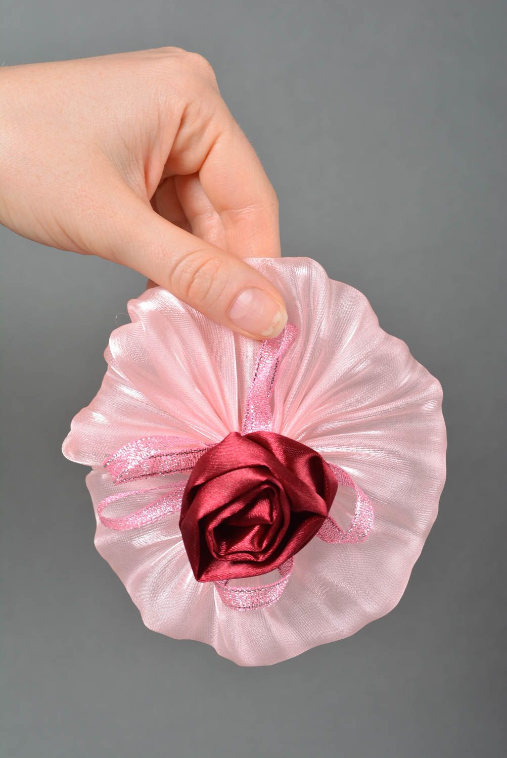 Élastique cheveux fait main Accessoire cheveux fleur rose en tissu Cadeau femme photo 3