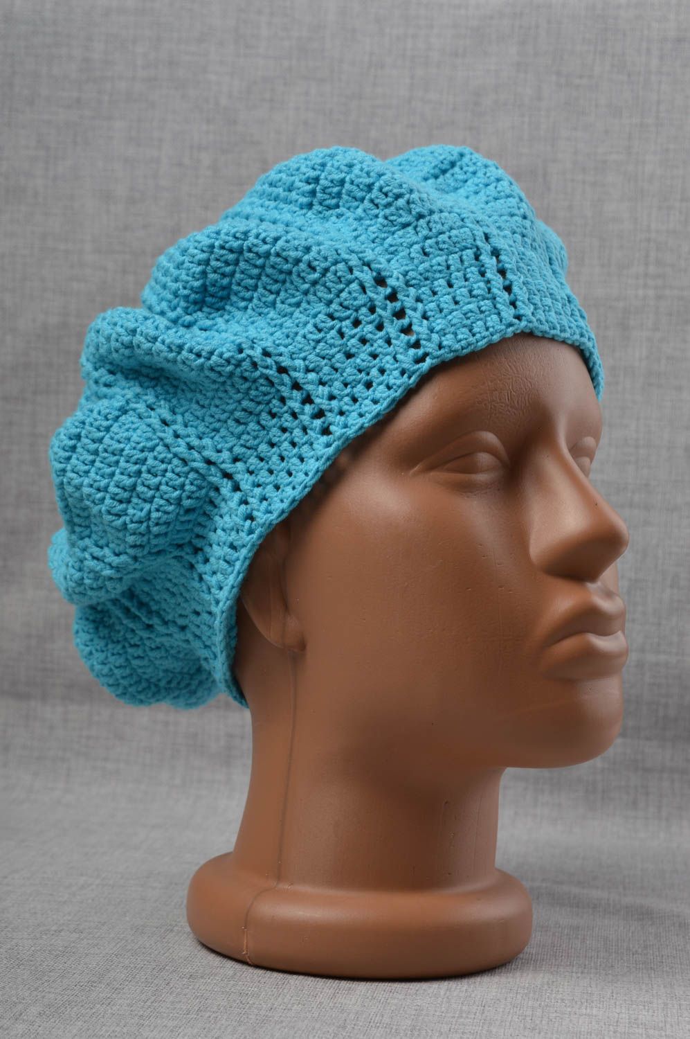 Handmade gehäkelte Mütze Accessoire für Kinder Mütze für Mädchen in Himmelblau foto 1