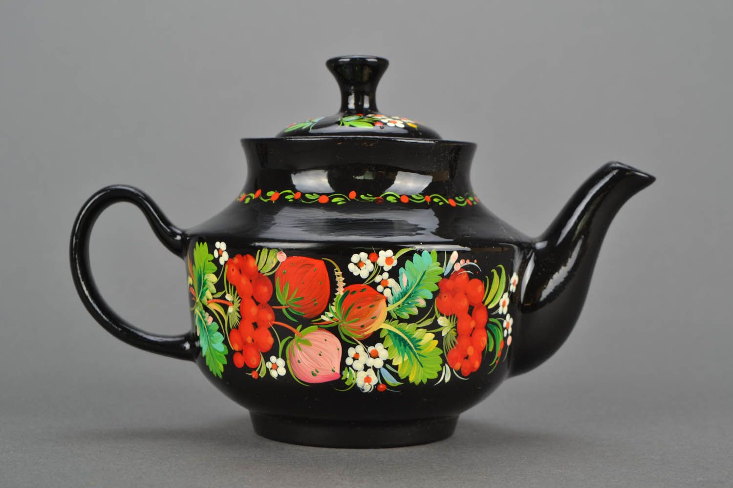 Painted teapot photo 3