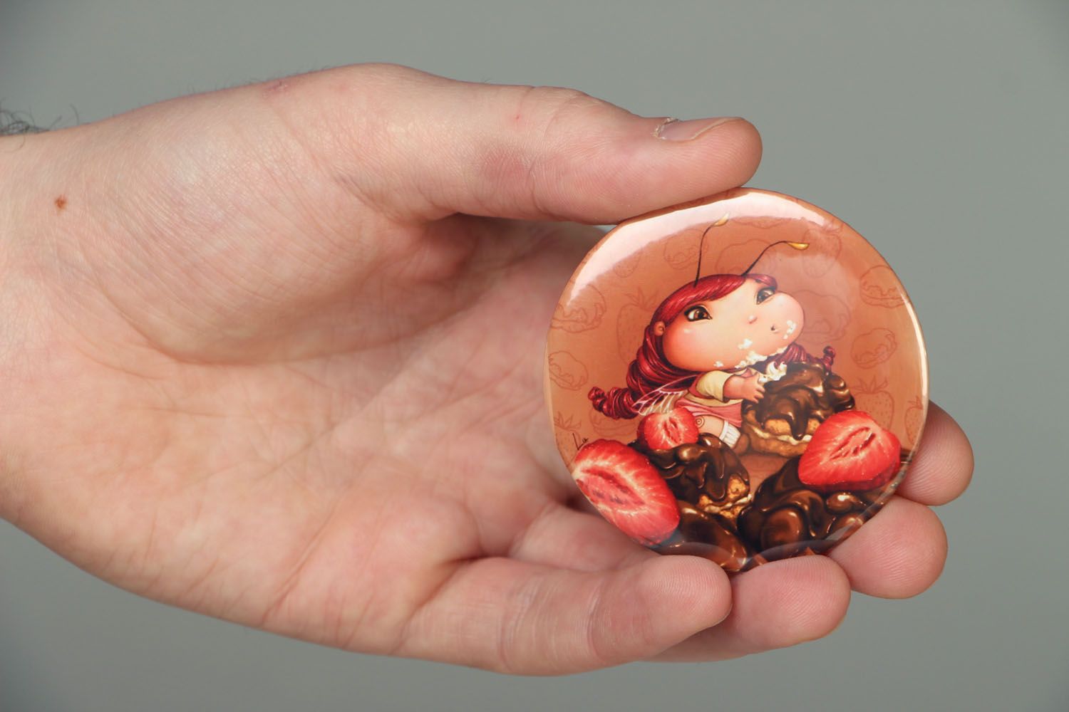 Pocket mirror with beautiful drawing photo 3