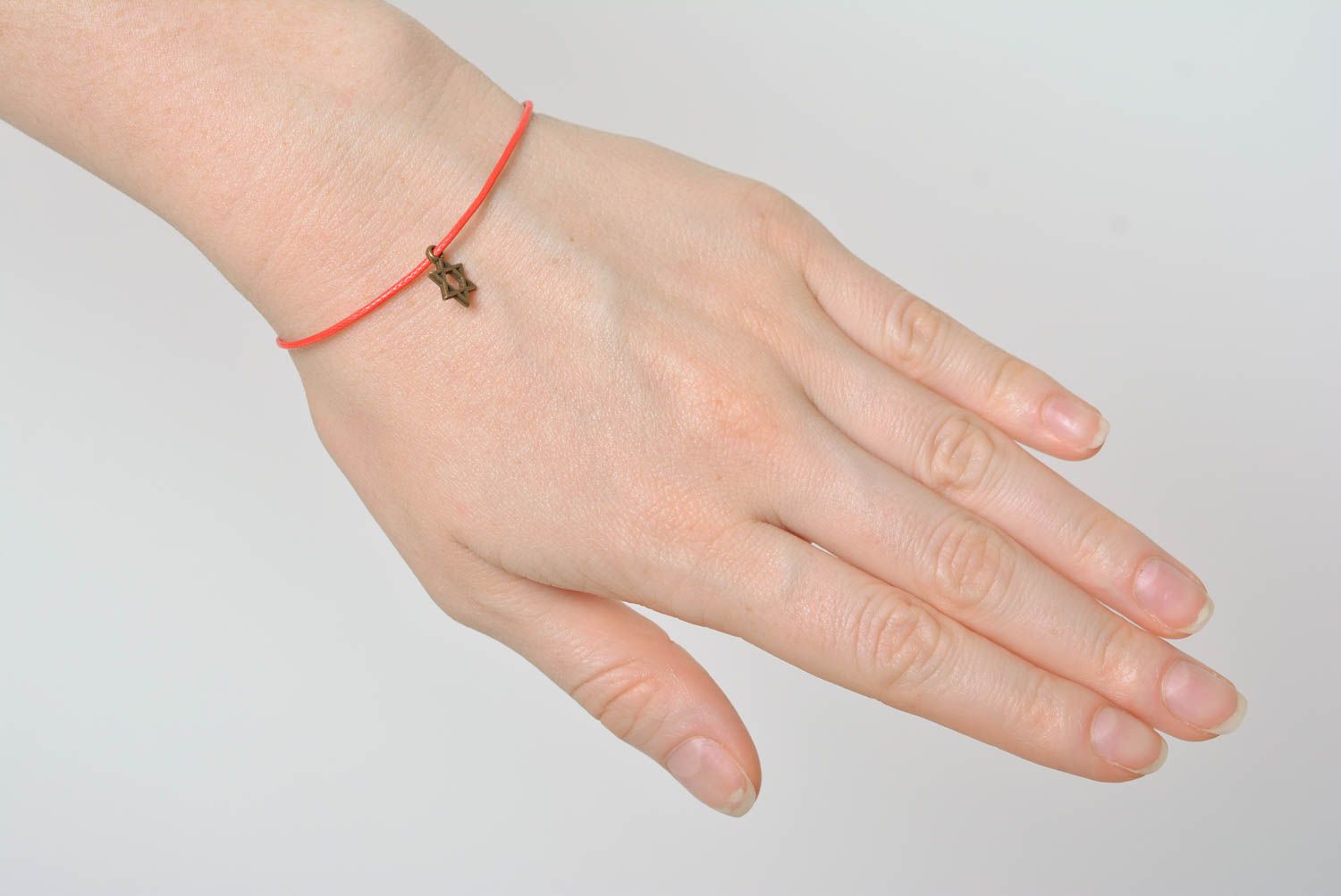 Bracelet textile Bijou fait main en lacet ciré avec pendeloque Accessoire femme photo 3