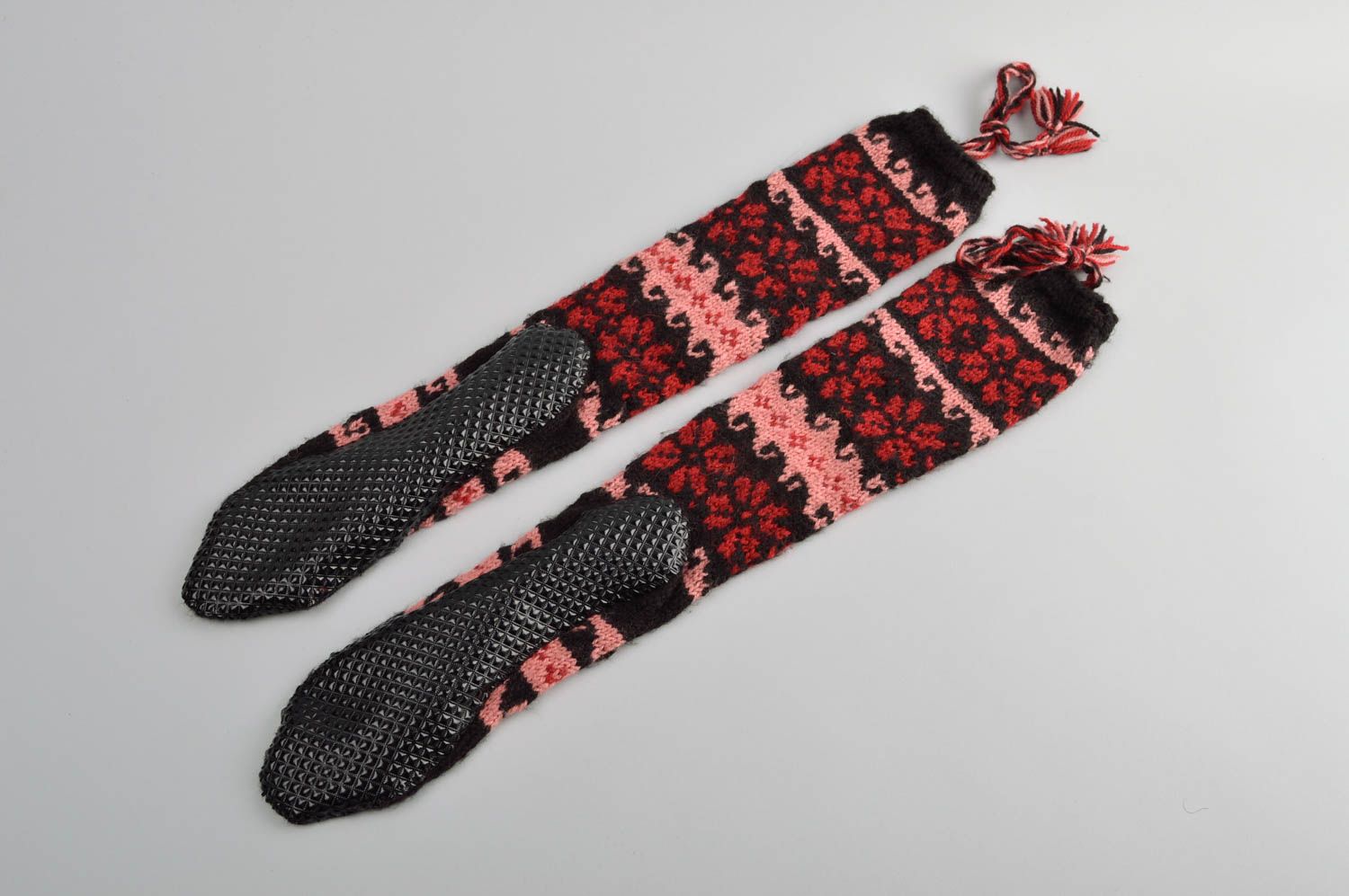 Handmade woolen warm socks unusual winter socks stylish winter accessory photo 3