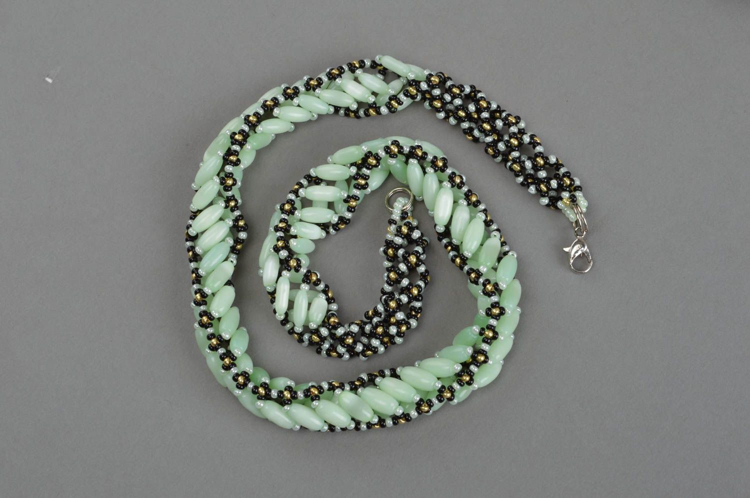 Glasperlen Halskette aus echten Steinen Katzenauge Collier in Grün handgemacht foto 2