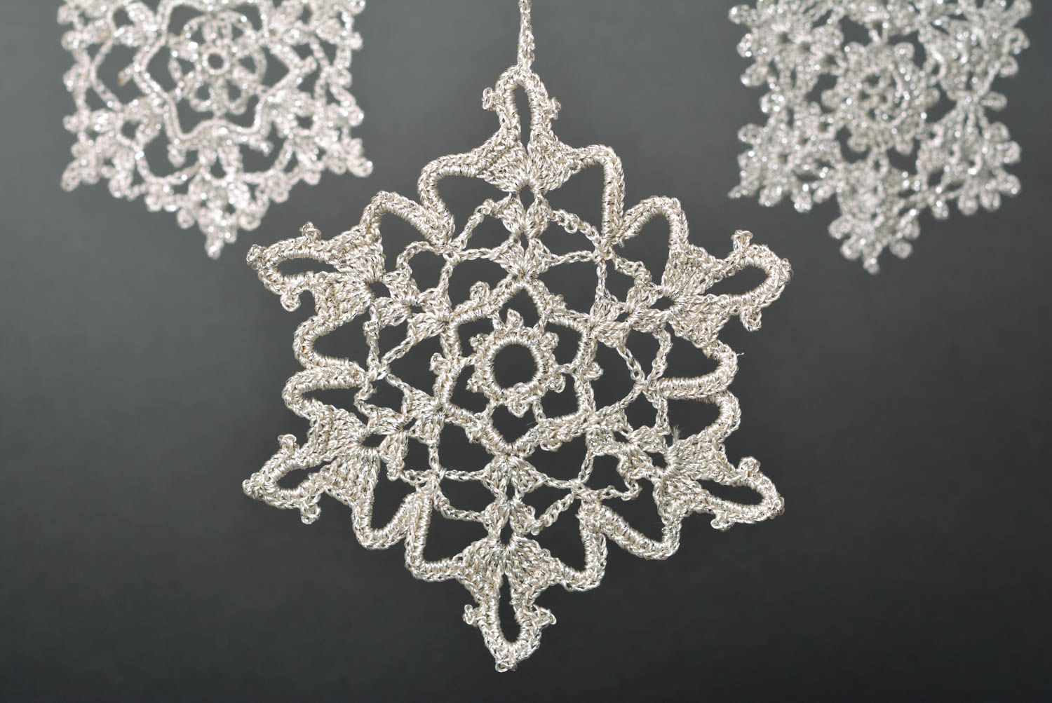 Handmade crochet wall hanging snowflake good Christmas gifts modern design photo 1