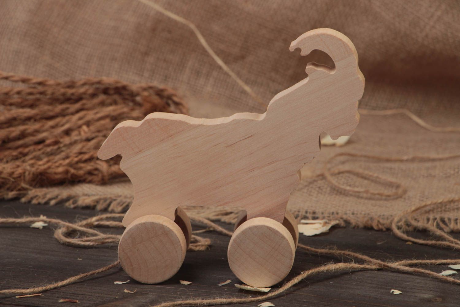 Ziehspielzeug aus Holz Rohling für Bemalen oder Decoupage Ziege Figur handmade foto 1