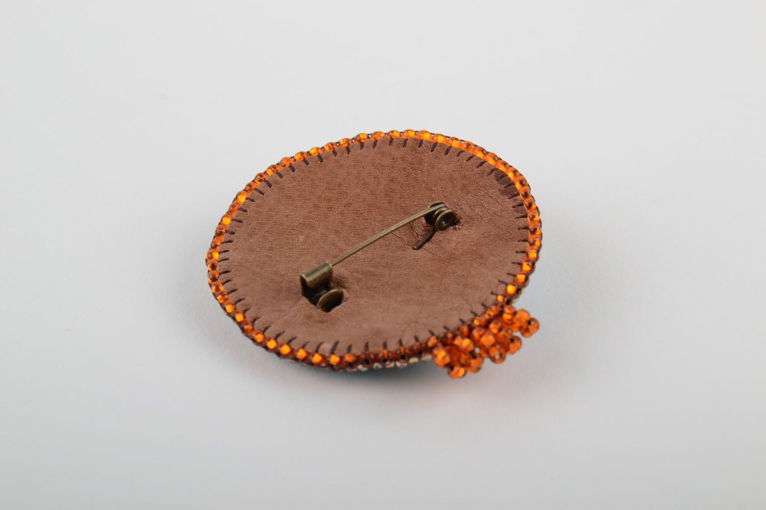 Broche en perles de rocaille en verre tchèques ronde faite main transformable photo 4