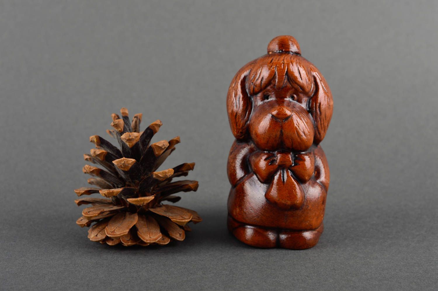 Keramik Deko Figur aus Ton handmade Wohnzimmer Dekoration Hund klein braun foto 1