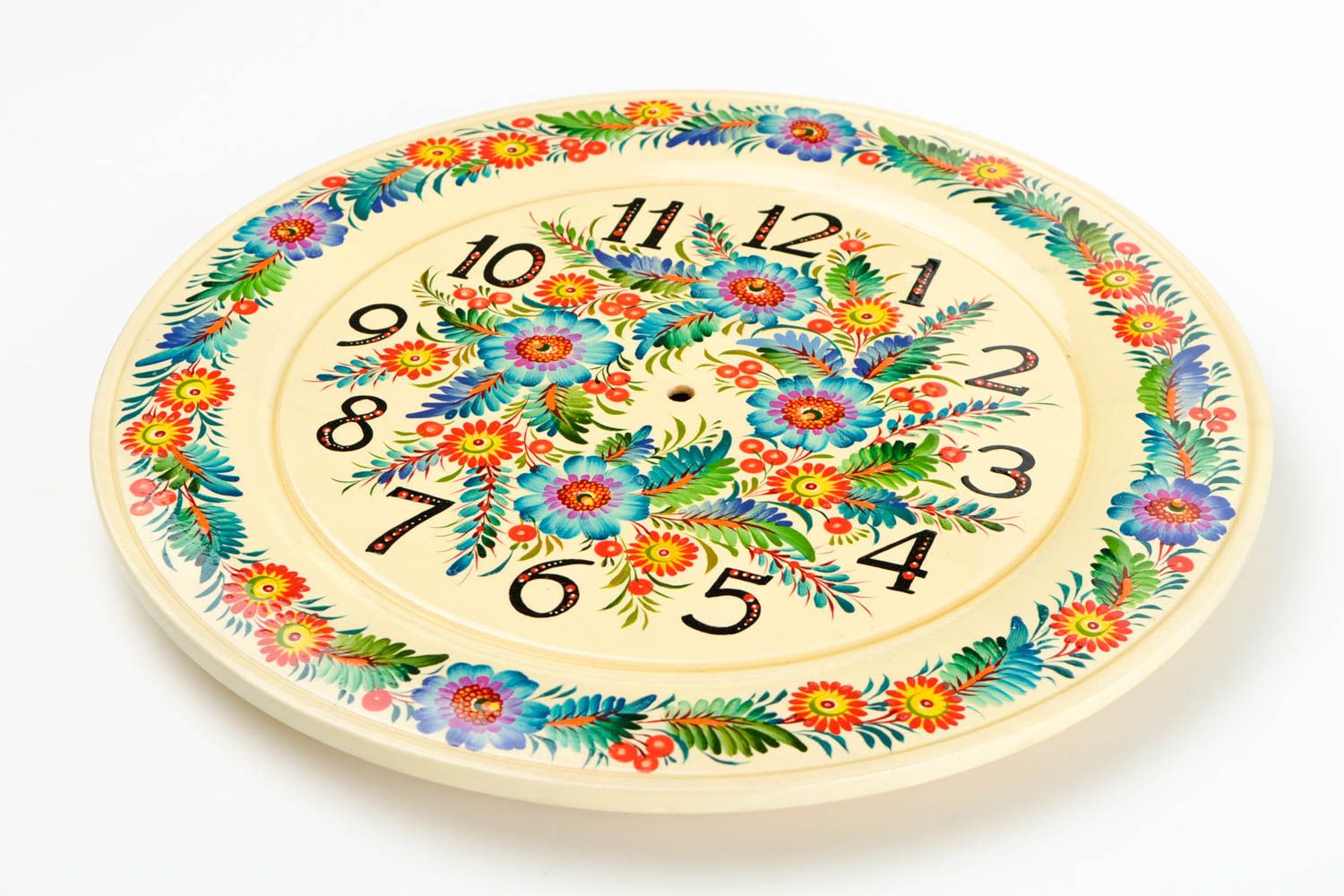 Création Horloge murale faite main en bois peinte motif floral Loisirs créatifs photo 3