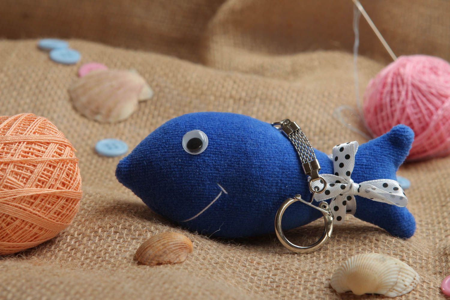 Брелок для ключей ручной работы брелок-игрушка аксессуар для ключей Синяя рыба фото 1
