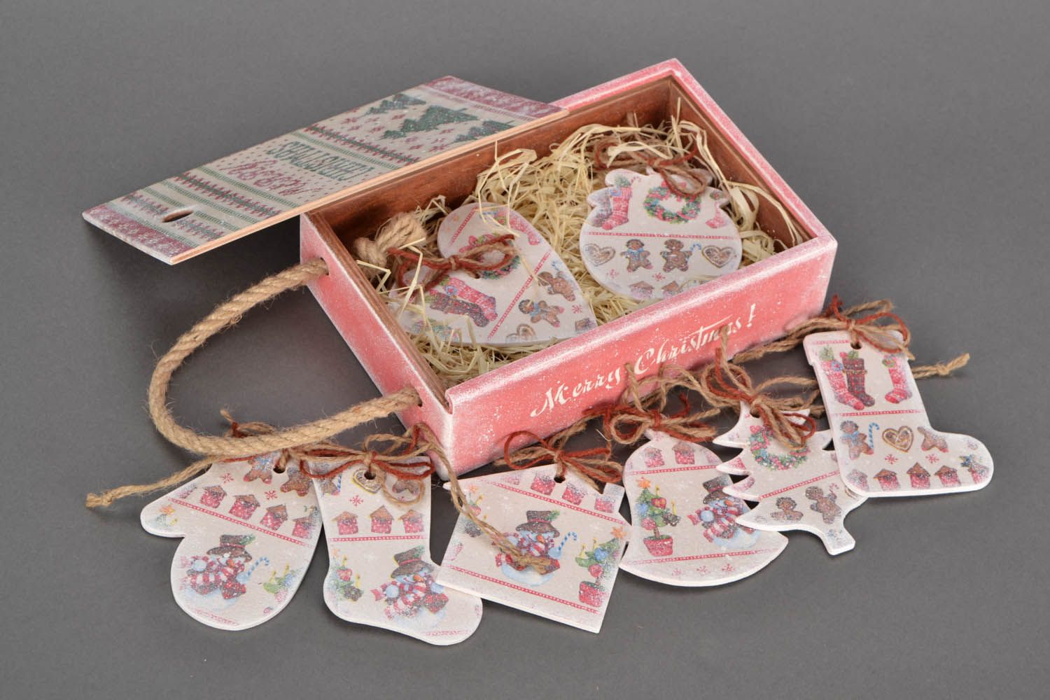 A set of Christmas pendants in beautiful box photo 4