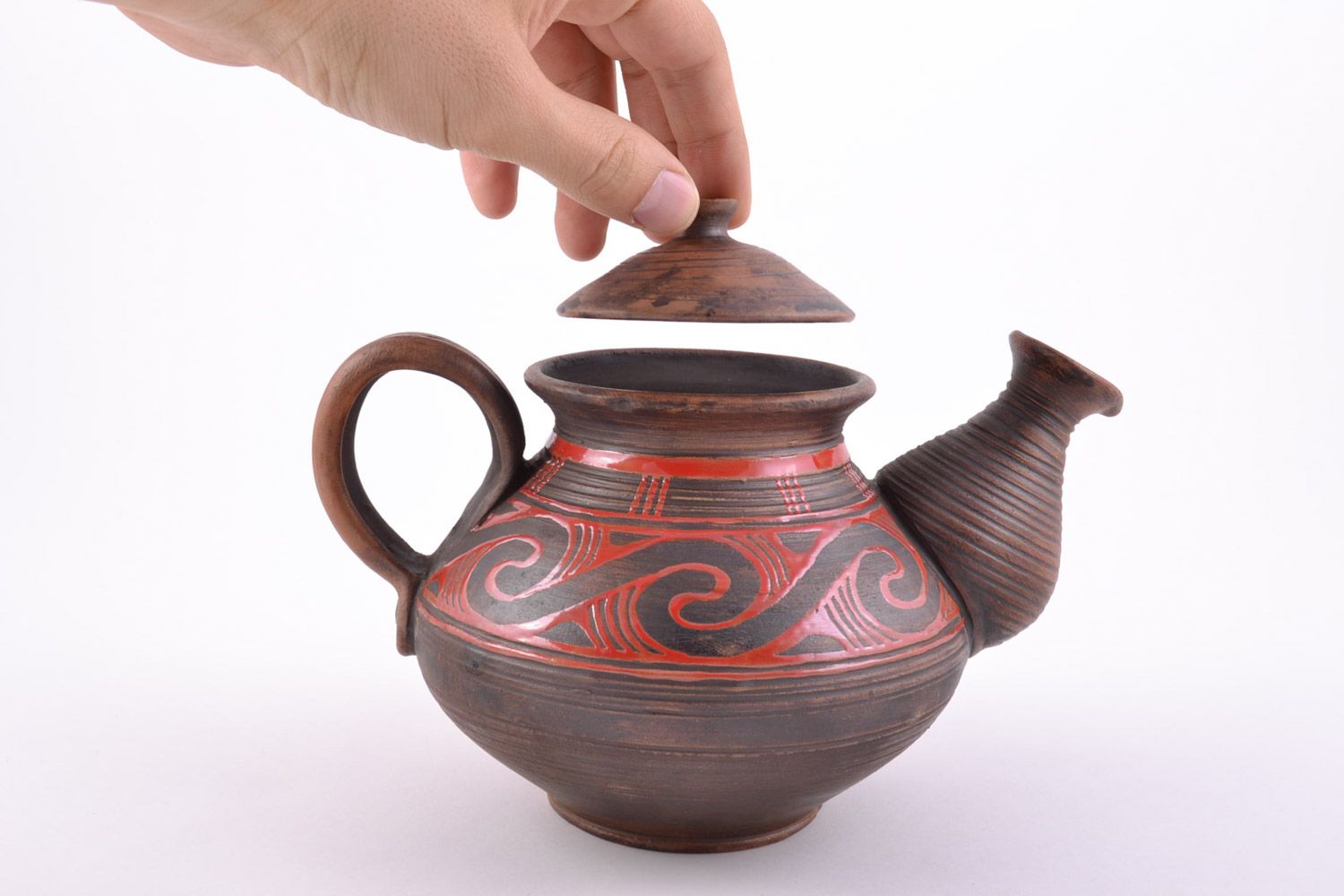 Глиняный чайник заварник ручной работы в технике молочения расписной красивый фото 2
