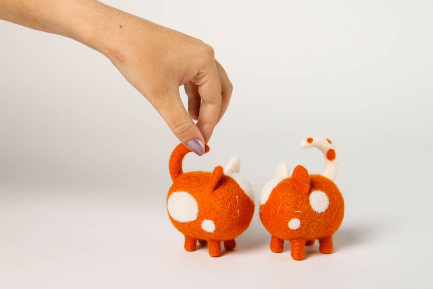 Игрушки ручной работы валяные игрушки два рыжих кота игрушки из шерсти фото 2