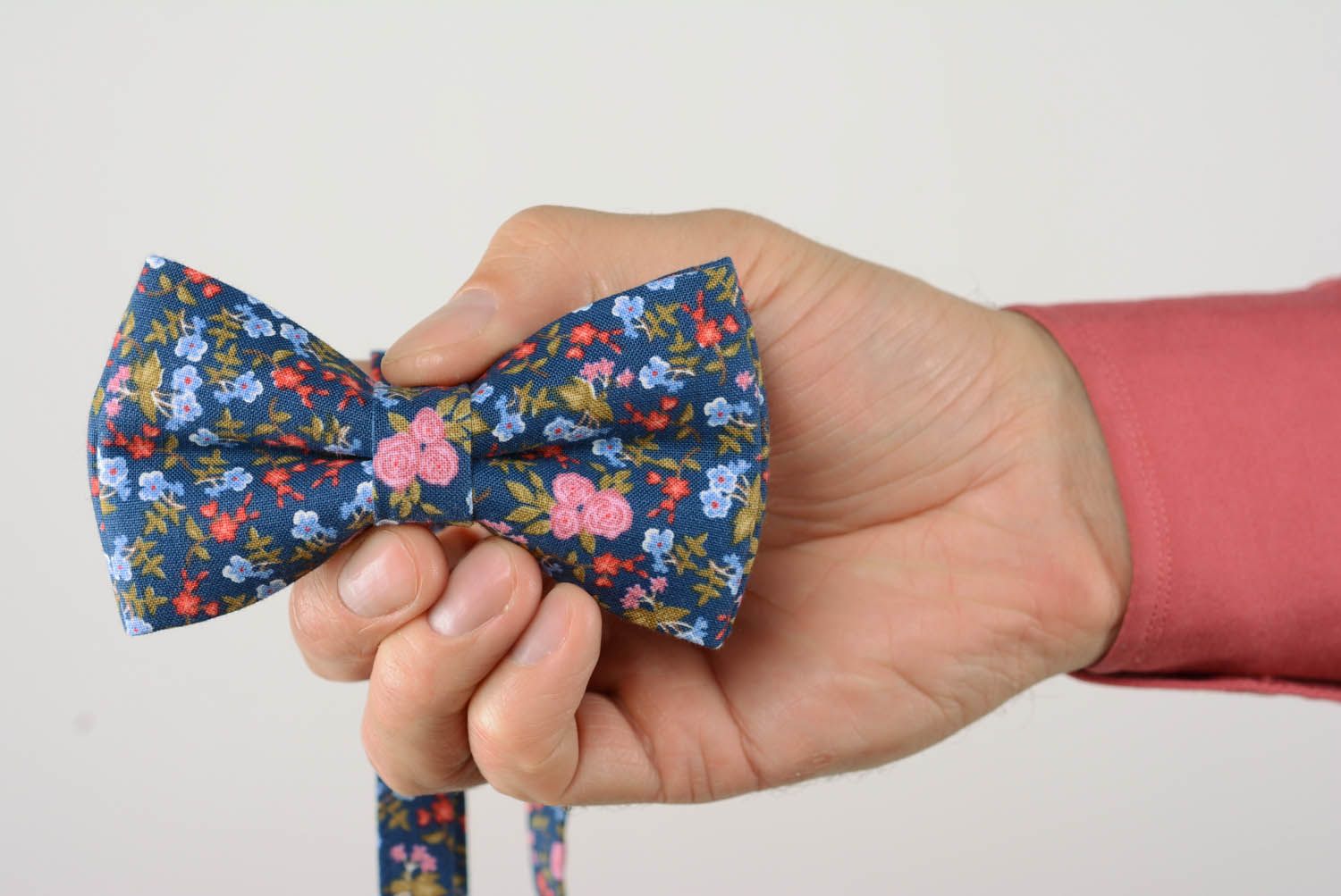 Bow tie Flowers on blue background photo 5
