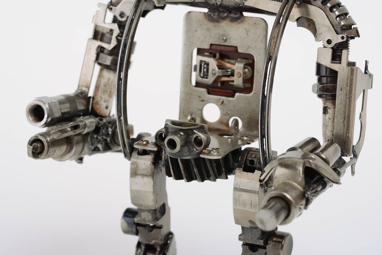 Support en métal pour téléphone portable fait main style techno-art Robot photo 3