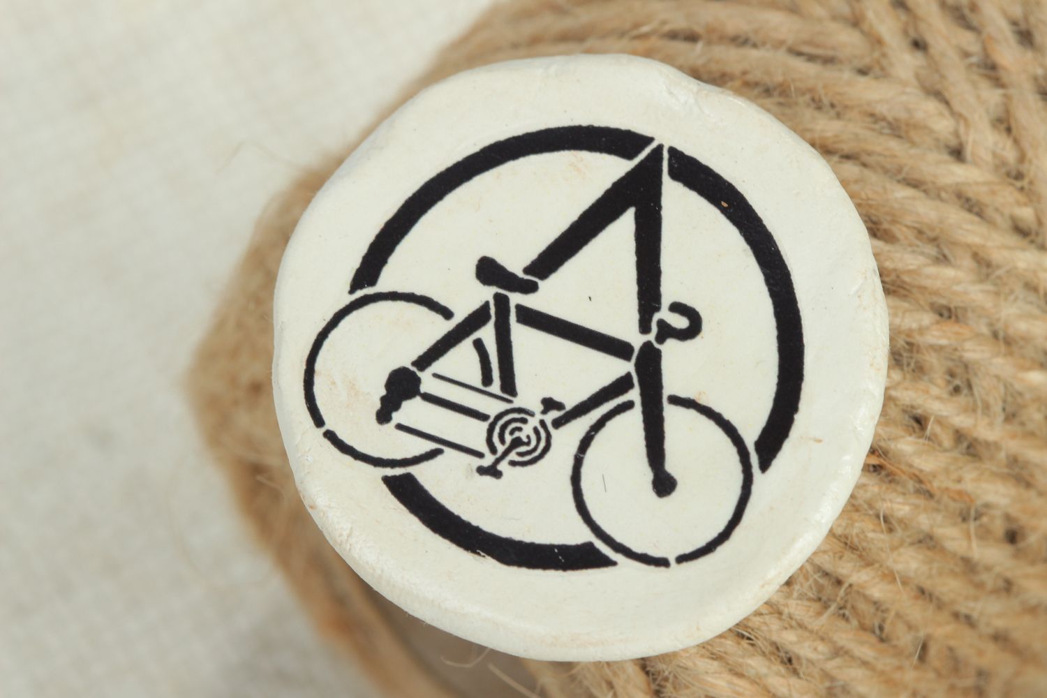 Round polymer clay fridge magnet with bicycle photo 4