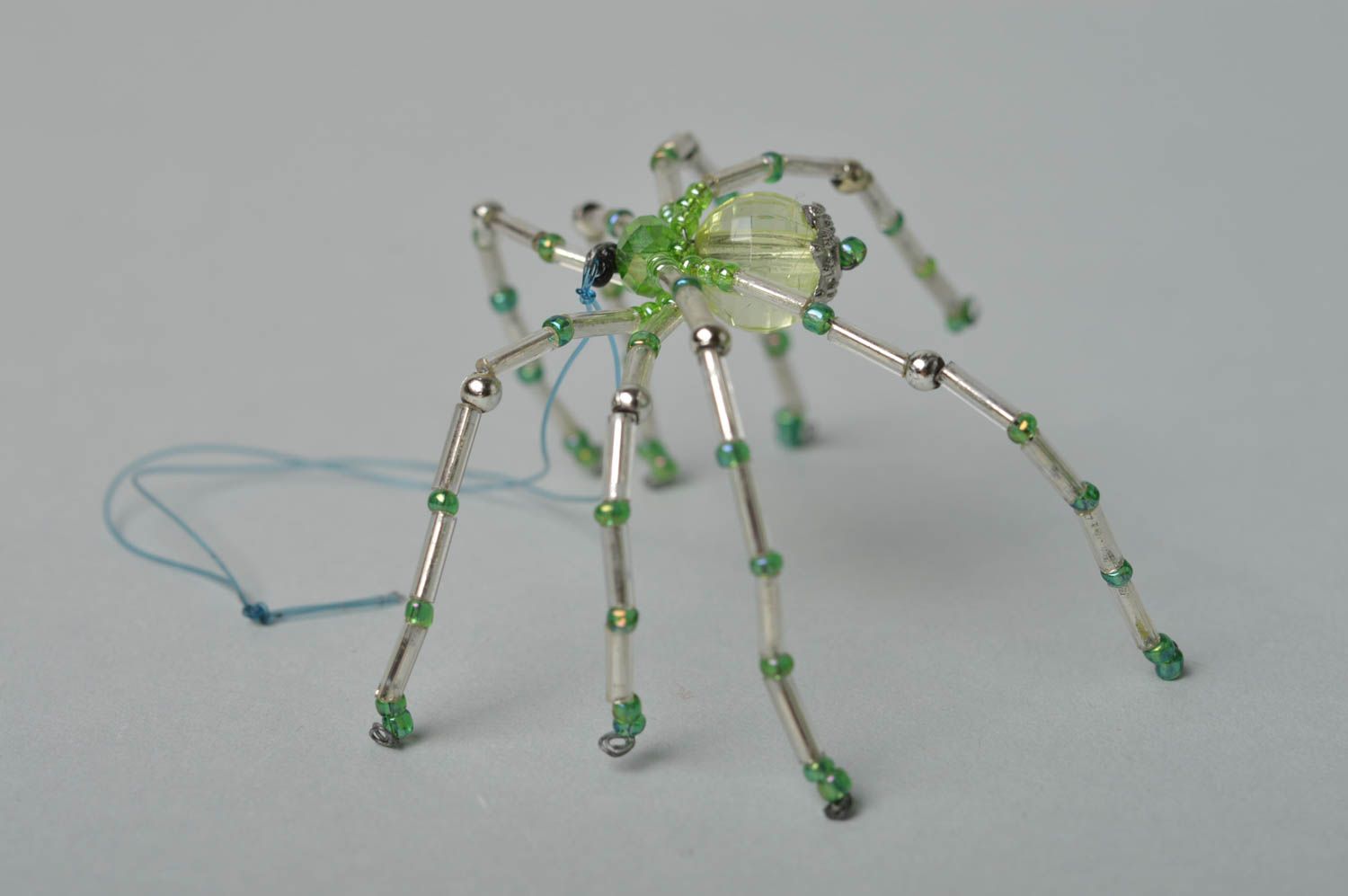 Glasperlen Deko handmade Deko Spinne in Grün Deko Figur für Interieur originell foto 3