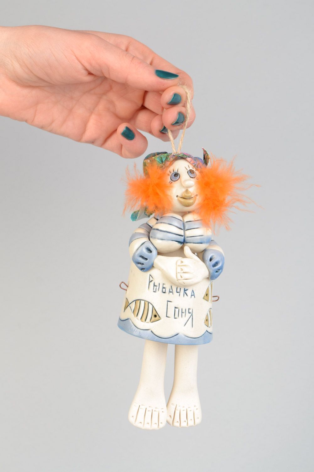 Clochette céramique figurine de femme à suspendre faite main décorative photo 1
