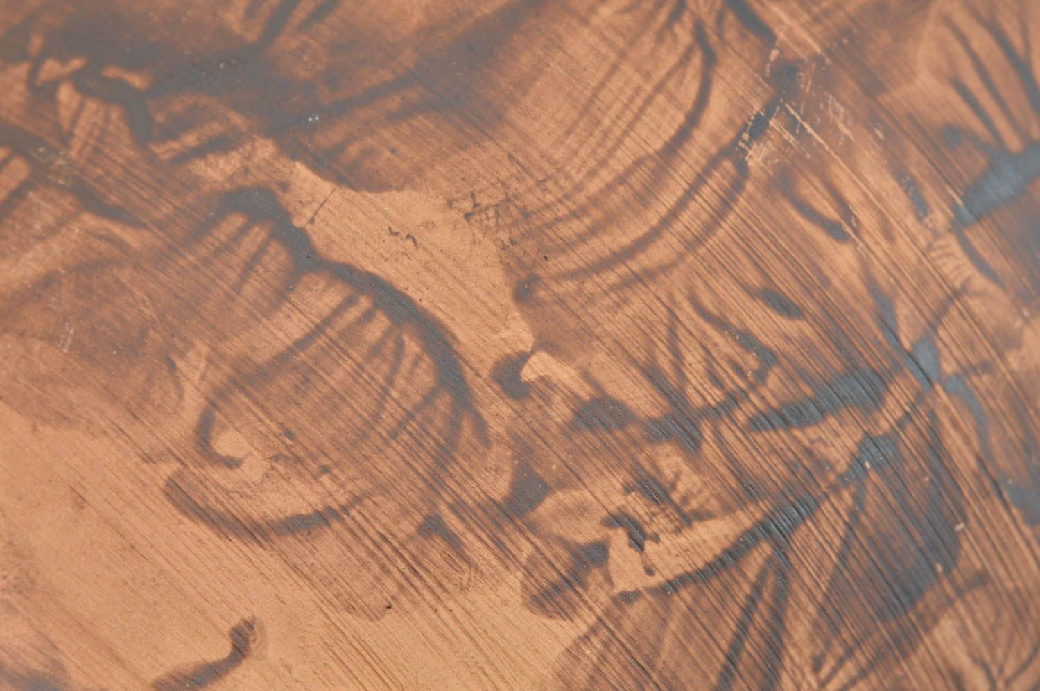 Cruche en argile avec anse torsadée marron noir faite main vaisselle écologique photo 5