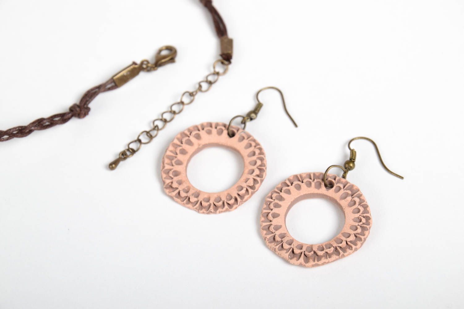 Stylish handmade ceramic earrings ceramic pendant necklace fashion trends photo 3