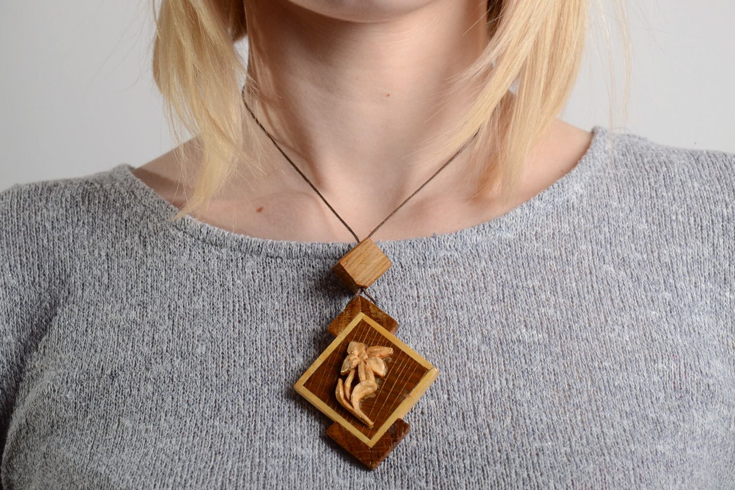 Handmade volume neck pendant carved of wood and decorated with volume flower photo 2