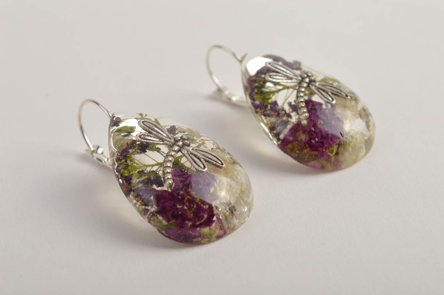 Handmade stylish earrings with charms epoxy resin jewelry elegant cute earrings photo 5