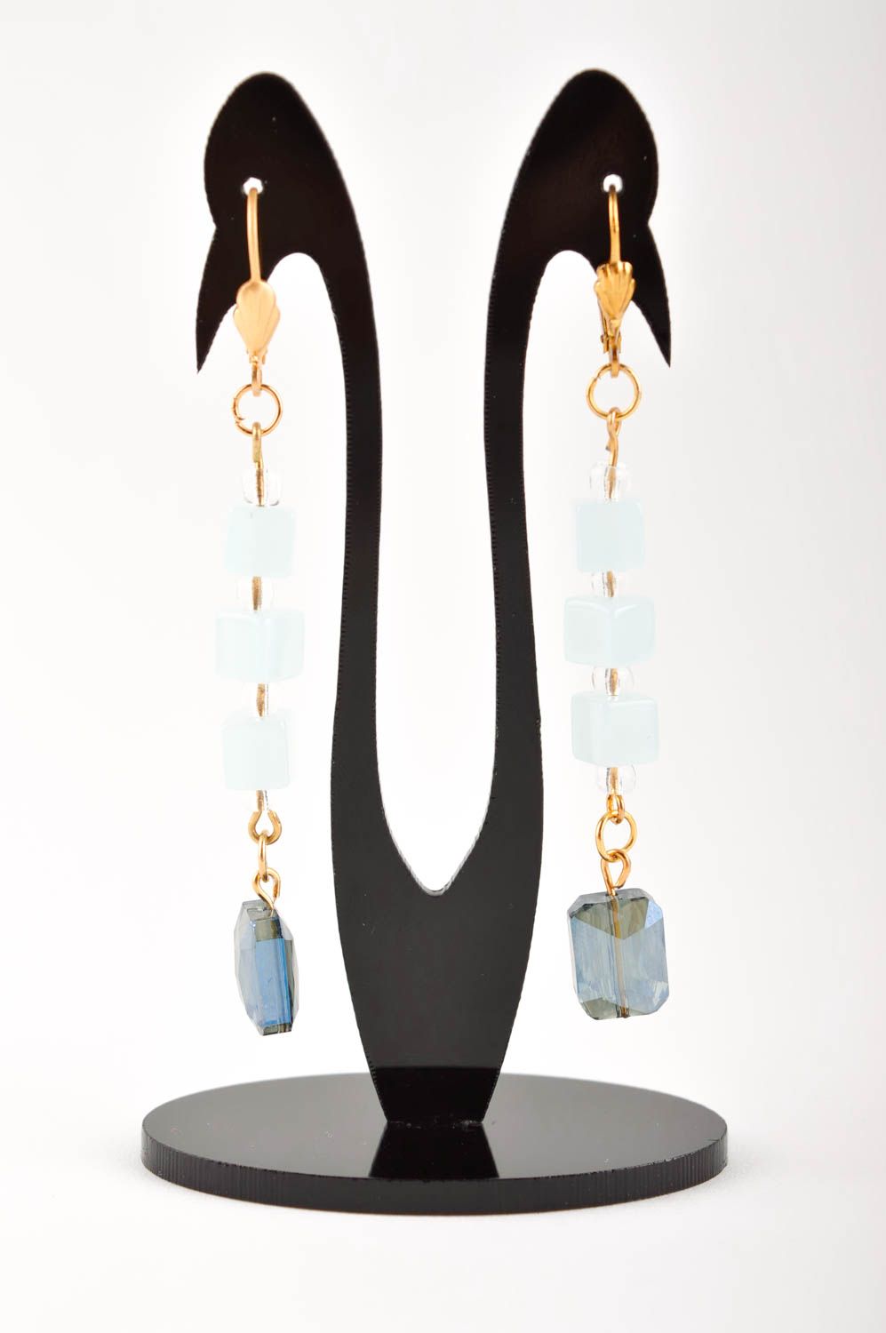 Серьги ручной работы длинные сережки с кристаллами модные серьги светлые фото 2