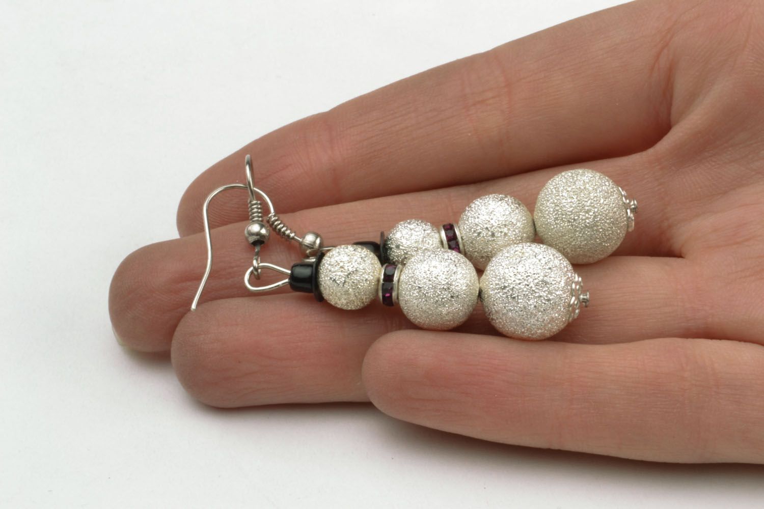 Long earrings with shiny beads photo 2
