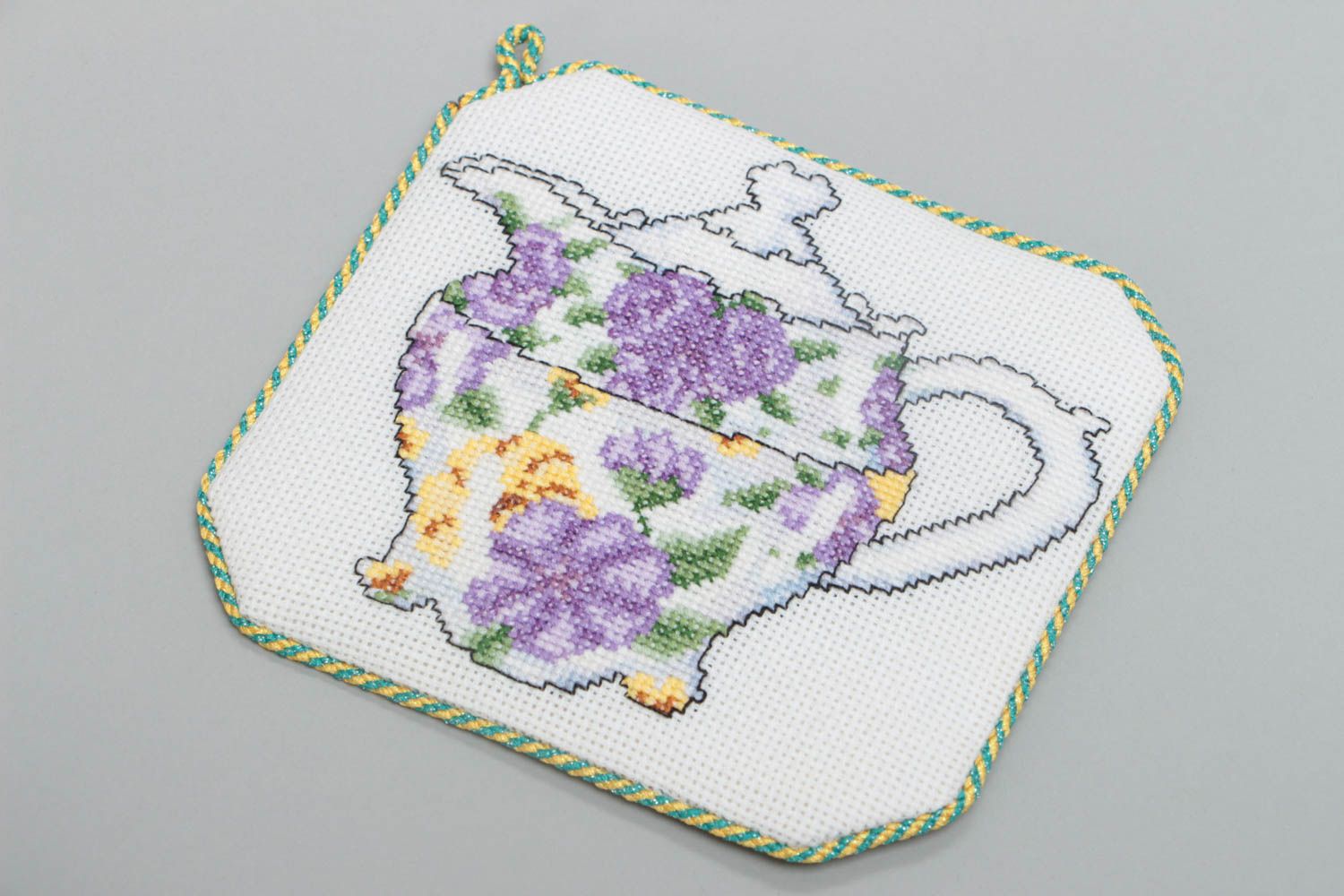 Bestickter schöner Designer Textil Untersetzer für Tassen mit Bild von Teekanne foto 2