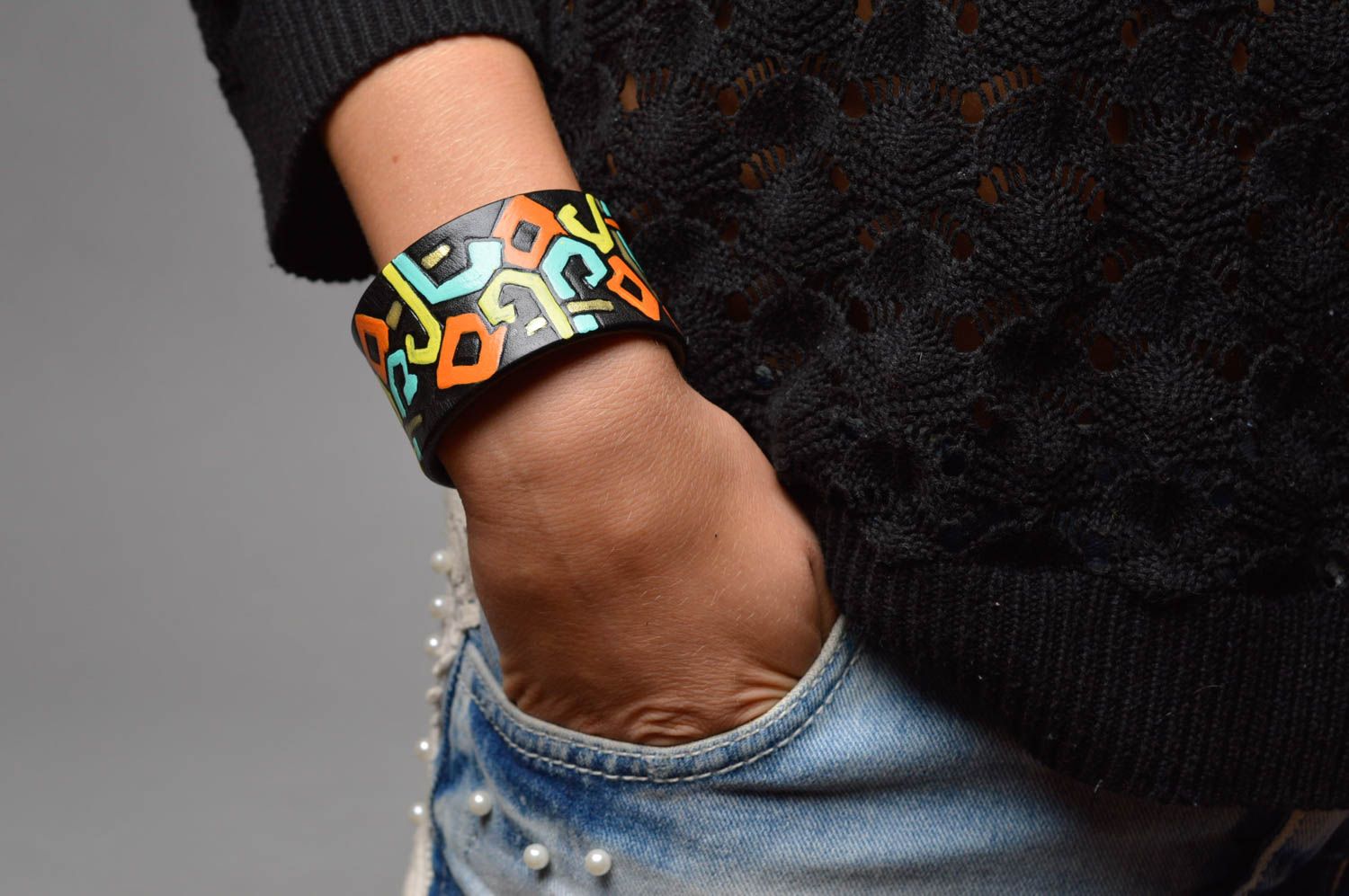 Bracelet cuir naturel Bijou fait main noir motif multicolore Accessoire femme photo 5