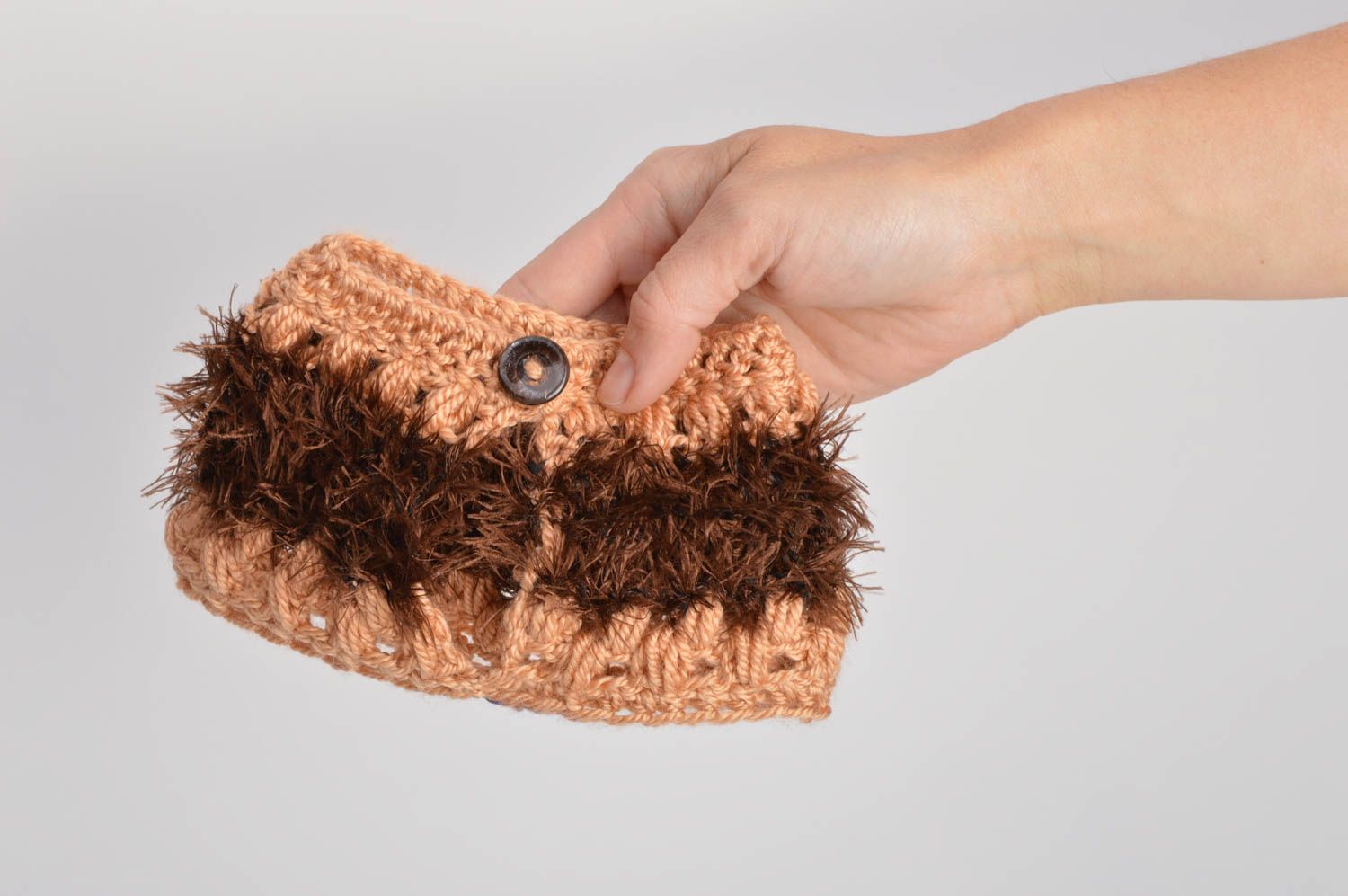 Couvre-tasse tricoté au crochet en fils de mi-laine brun fait main original photo 5