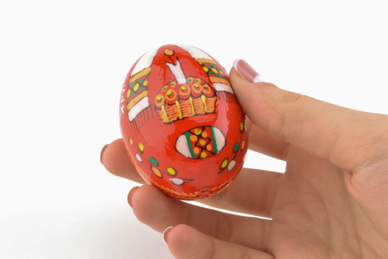 Huevo de Pascua de madera rojo foto 2