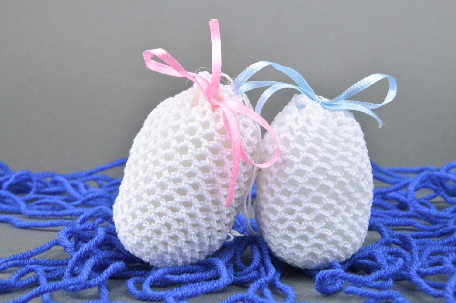 Set of handmade crochet Easter egg covers of white color with bows 2 items photo 1