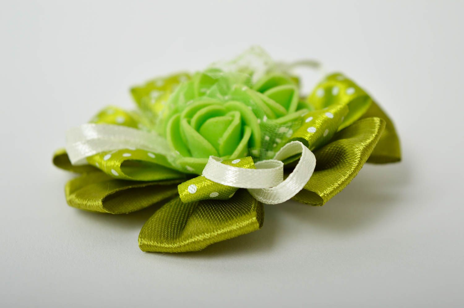 Handmade Haarspange Blume in Grün Kinder Modeschmuck Accessoire für Haare foto 3