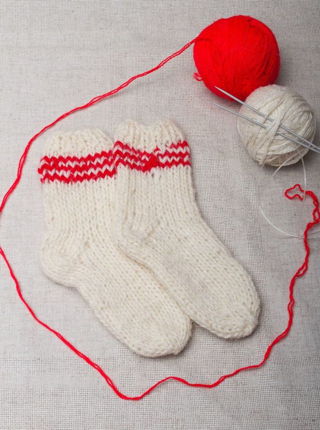 Soft woolen socks for child photo 1