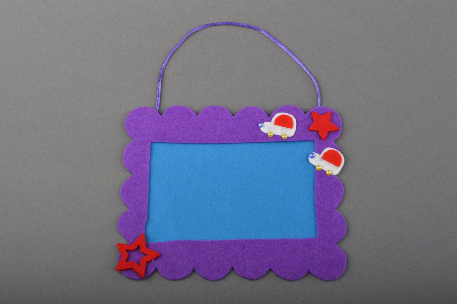 Handmade decorative bright felt photo frame of violet color for children's room photo 1
