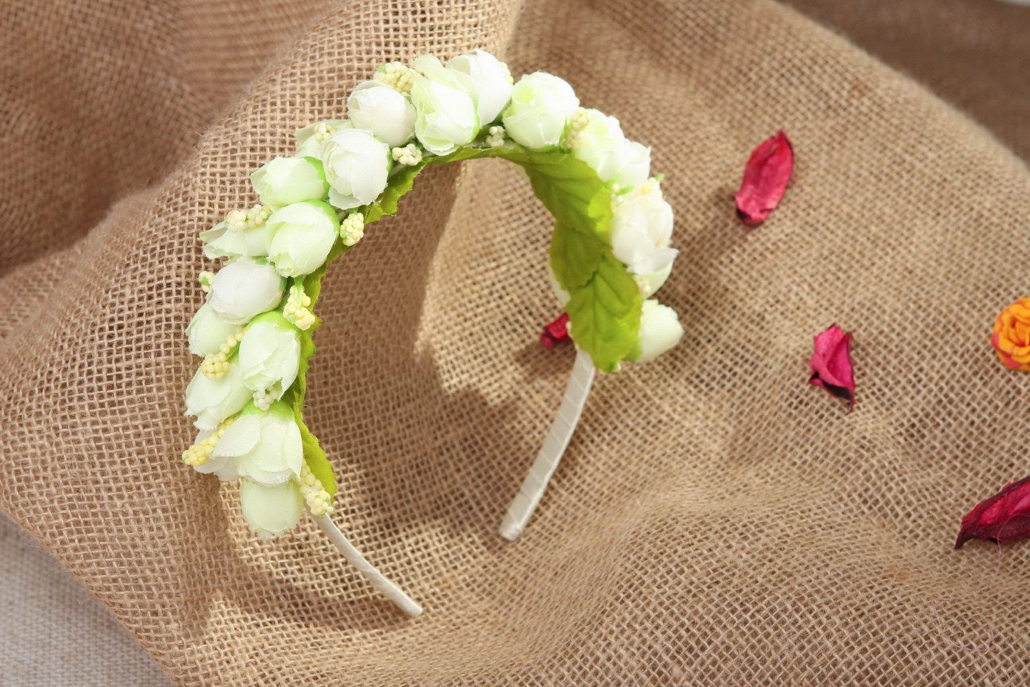Serre-tête original avec fleurs artificielles blanches Printanier photo 1