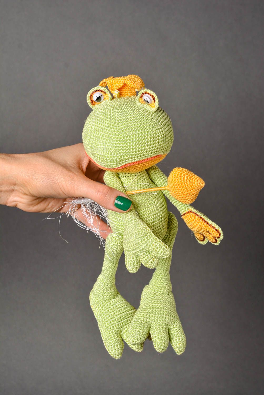 Jouet grenouille Peluche faite main tricotée en laine et acrylique Cadeau enfant photo 2