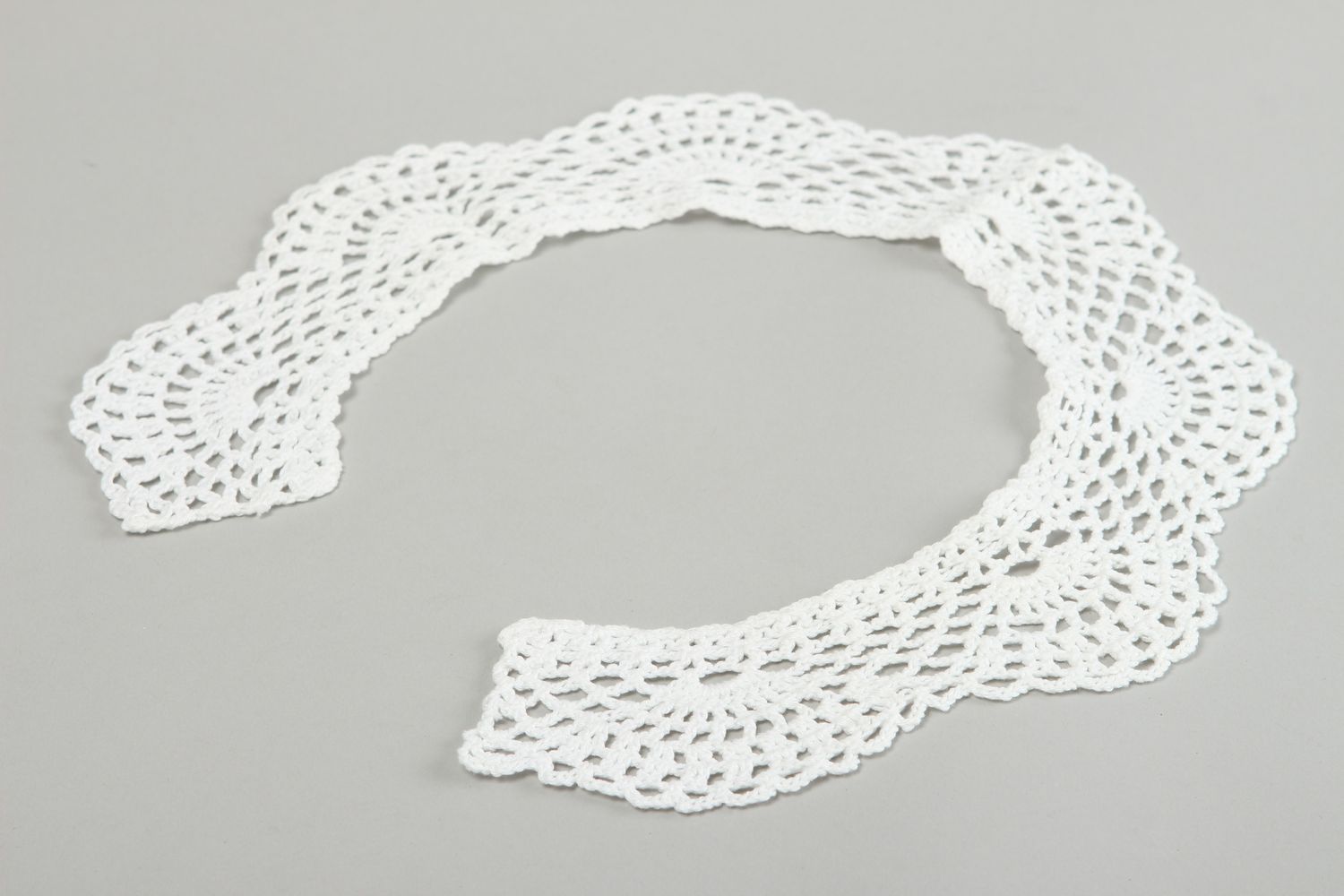 Handmade Damen Kragen Halsschmuck für Damen in Weiß Accessoire für Frauen foto 1
